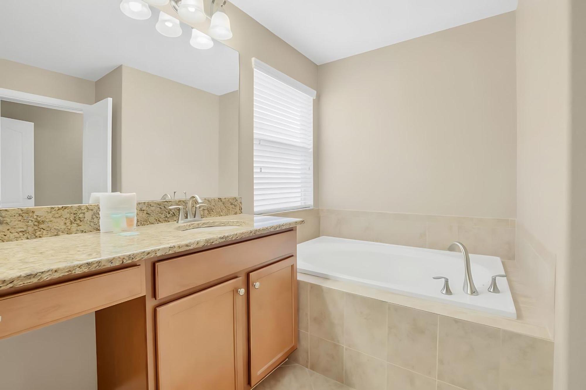 Near Disney - 5Br Home- Games Pool Hot Tub & Bbq Kissimmee Buitenkant foto
